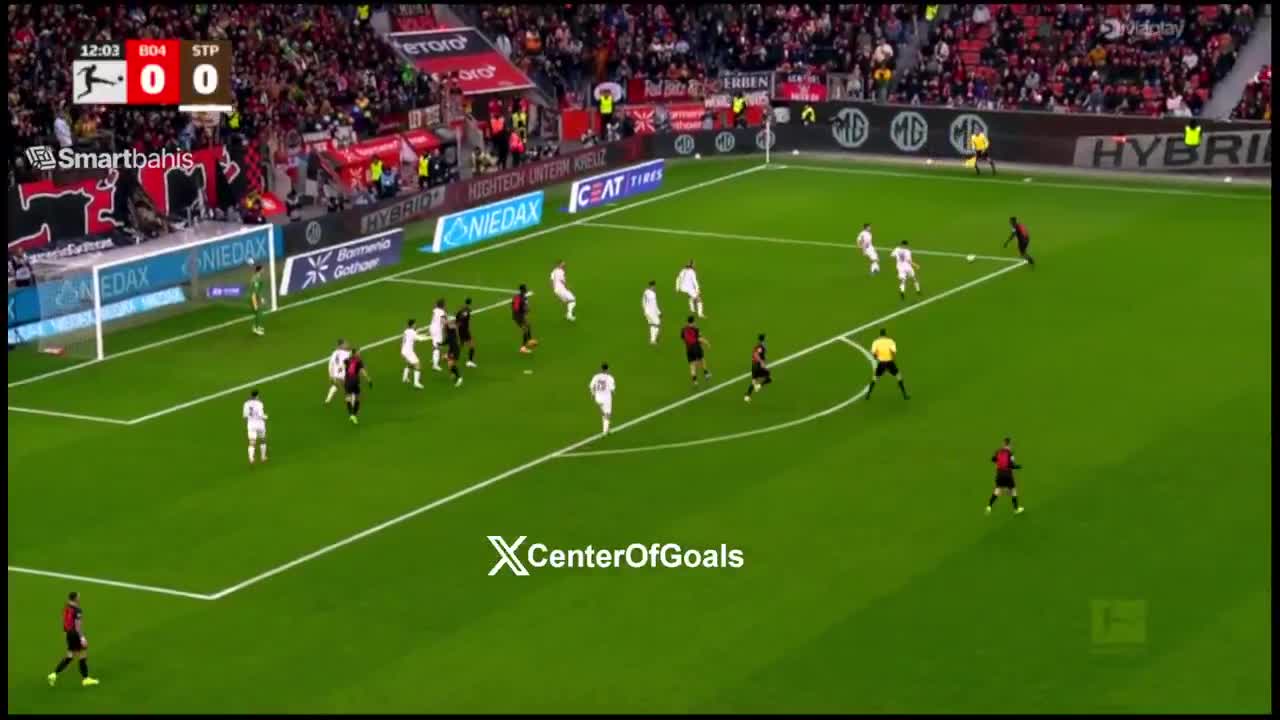 Bayer Leverkusen 1 - 0 St. Pauli - Nikola Vasilj (Og) 13'