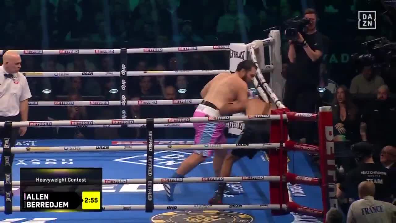 ALLEN WINS IN A ROUND! OUT THE TRAPS L... (2)