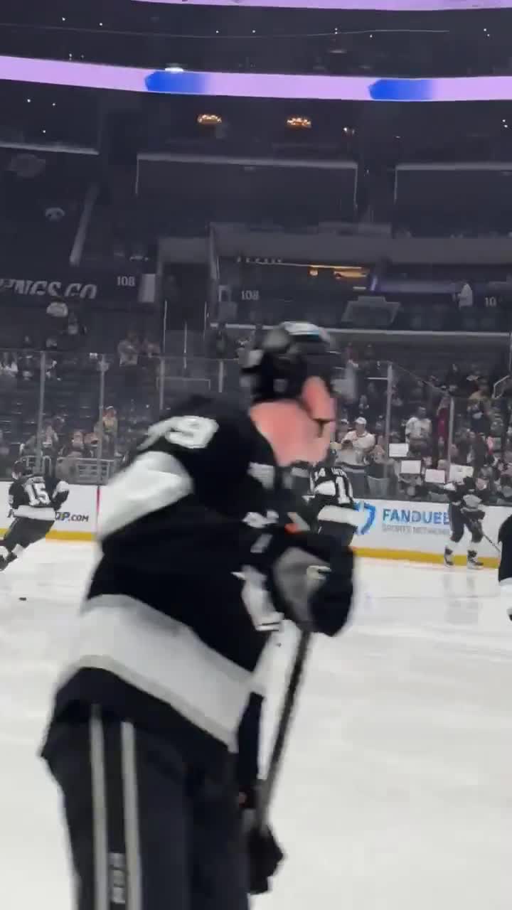 Panarin is set to go for his Kings debut...