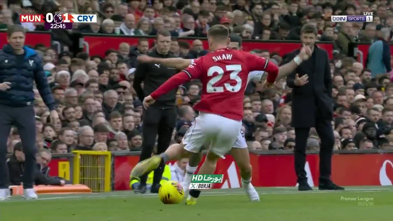 This is the moment where Luke Shaw got i...