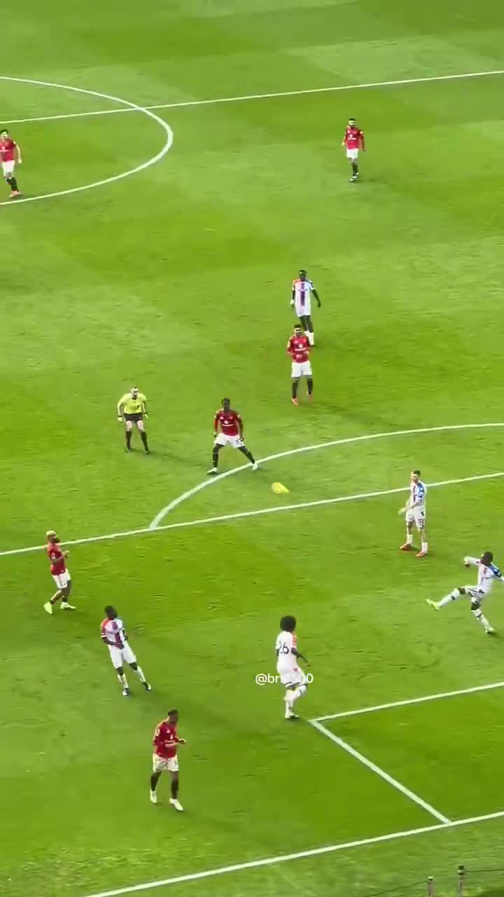 This Benjamin Sesko goal from this angle...