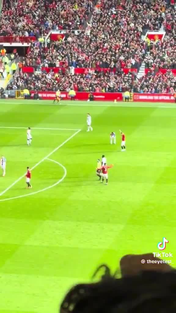 Please, just focus on Bruno Fernandes th...