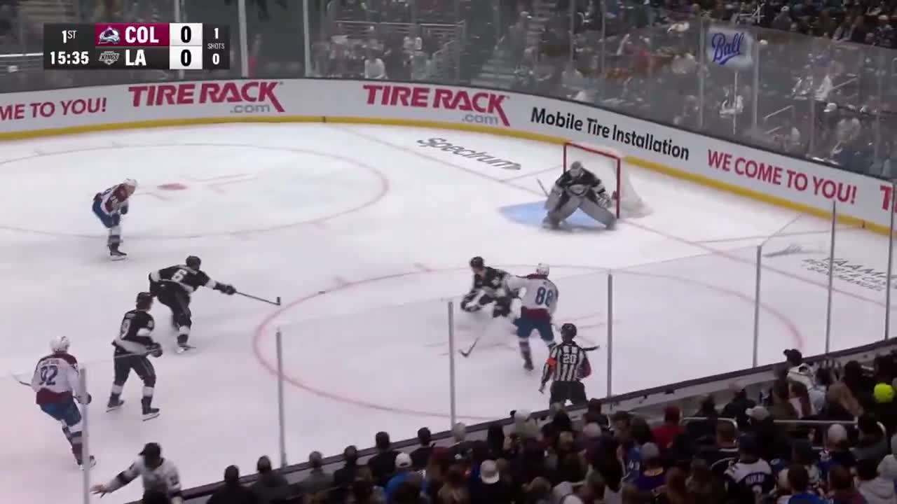 Necas MacKinnon Back of the net Nate'...