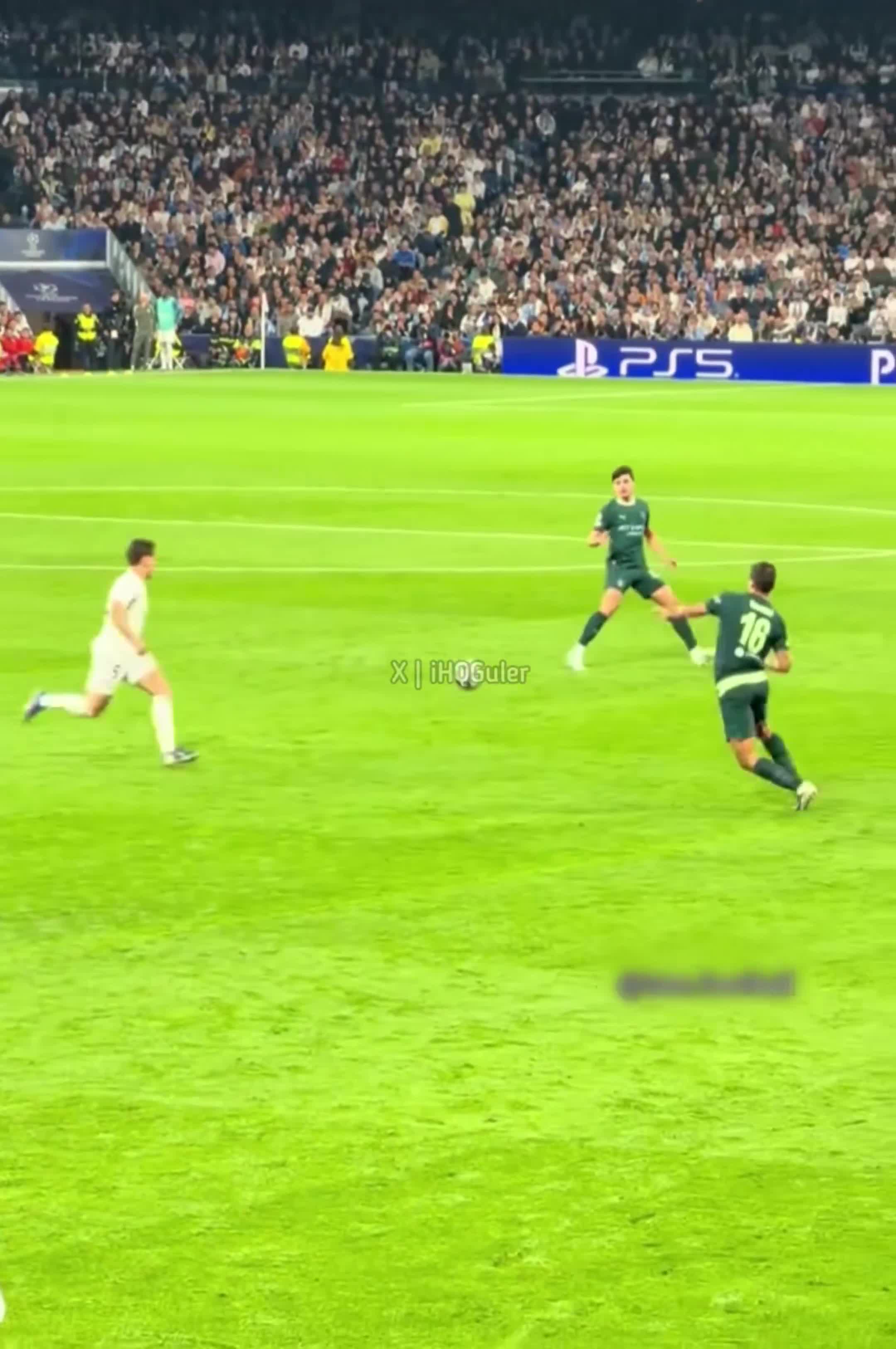 Ardas incredible pass from another ang... (1)