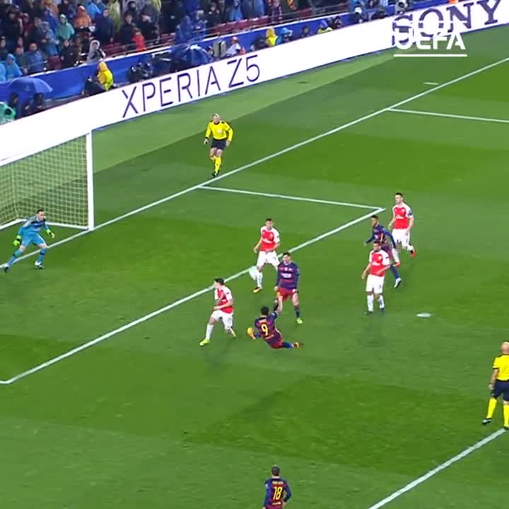 On this day, 10 years ago, Luis Suárez scored a great goal against Arsenal