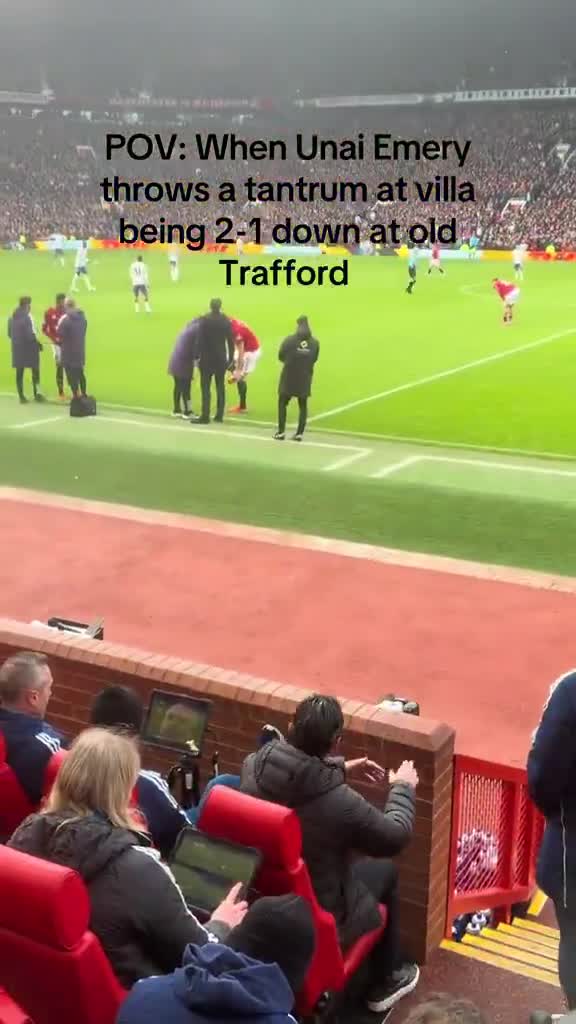 Carrick had Emery crashing out 