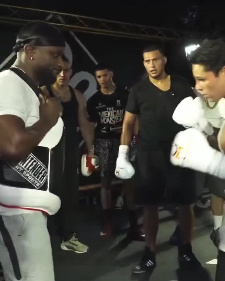 Ryan Garcia and David Benavidez getting some training in together