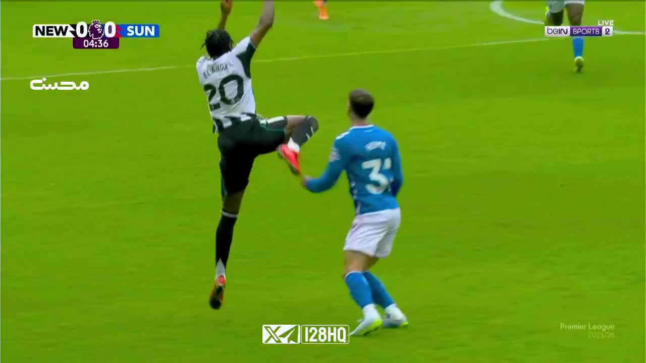 ELANGA KICS THE SUNDERLAND PLAYER IN THE STOMACH NO RED CARD GIVEN
