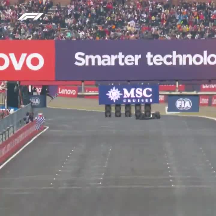 Celebrations and congratulations for Max Verstappen over the radio - Japanese GP 2025
