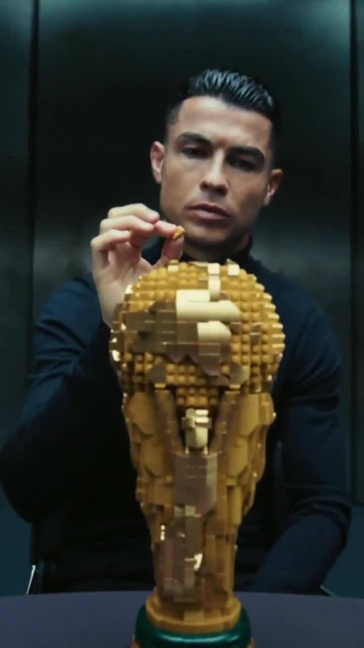 Cristiano Ronaldo, Messi, Mbappe & Vinicius Jr in the new LEGO World Cup advert.