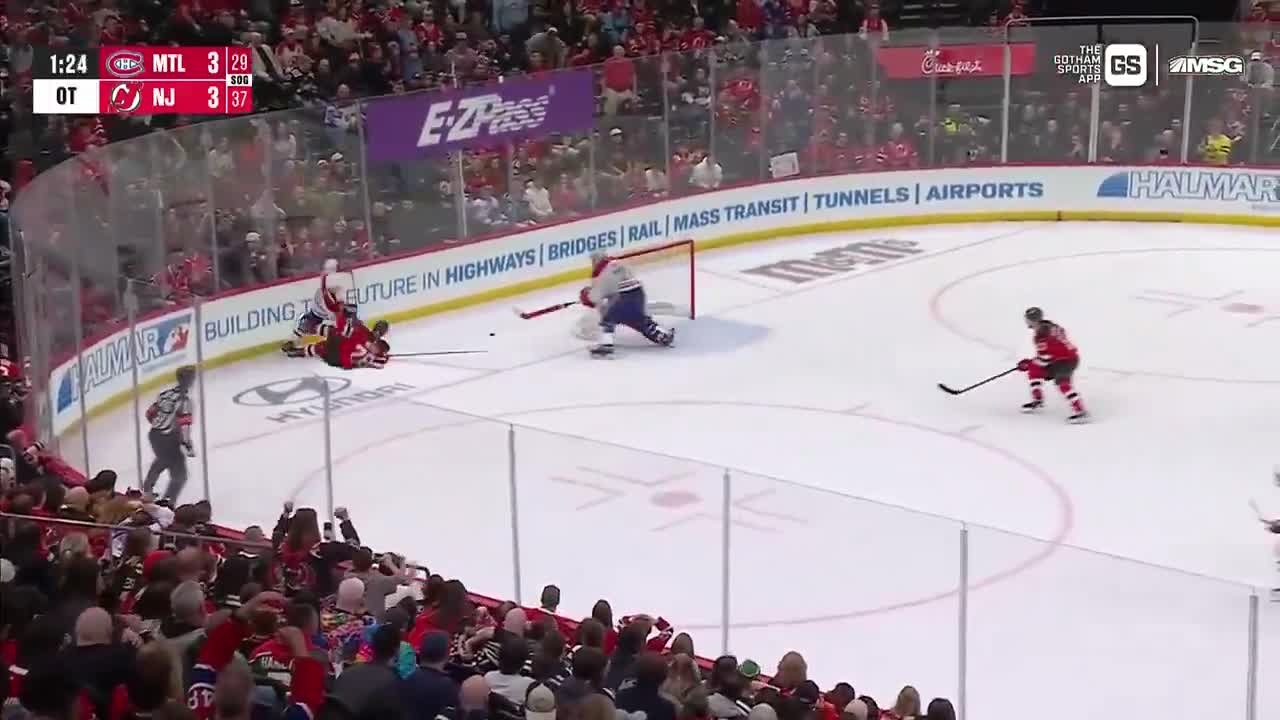 An absolutely INSANE overtime sequence where Dobeš almost scored an own goal