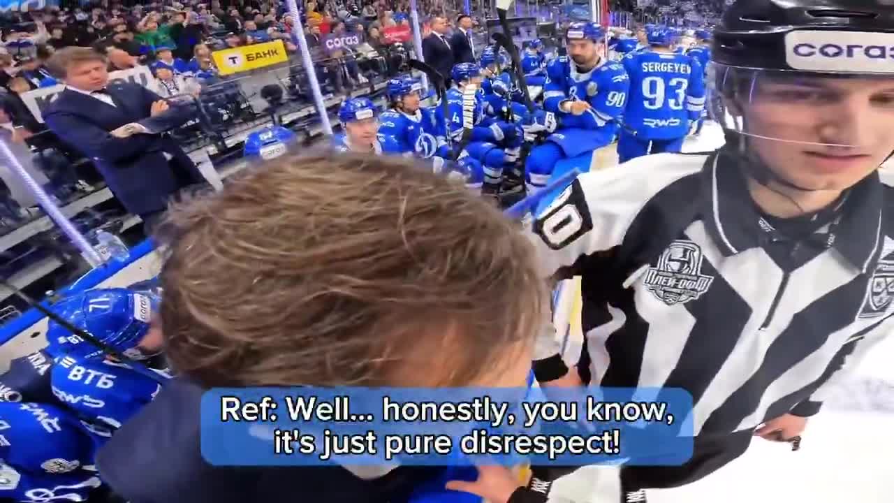 One player managed to piss off the referee, his own head coach and players from not just the opposing team but his own team. Max Comtois actually pulled it off