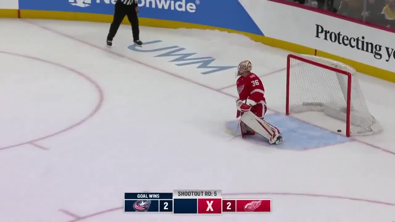 ZACH WERENSKI THE MICHIGAN NATIVE SCORES THE SHOOTOUT WINNER VS THE WINGS