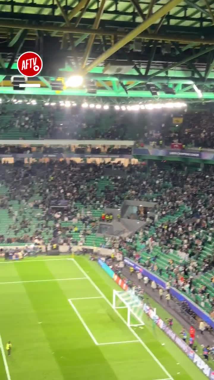 Arsenal fans saluting the team at full time