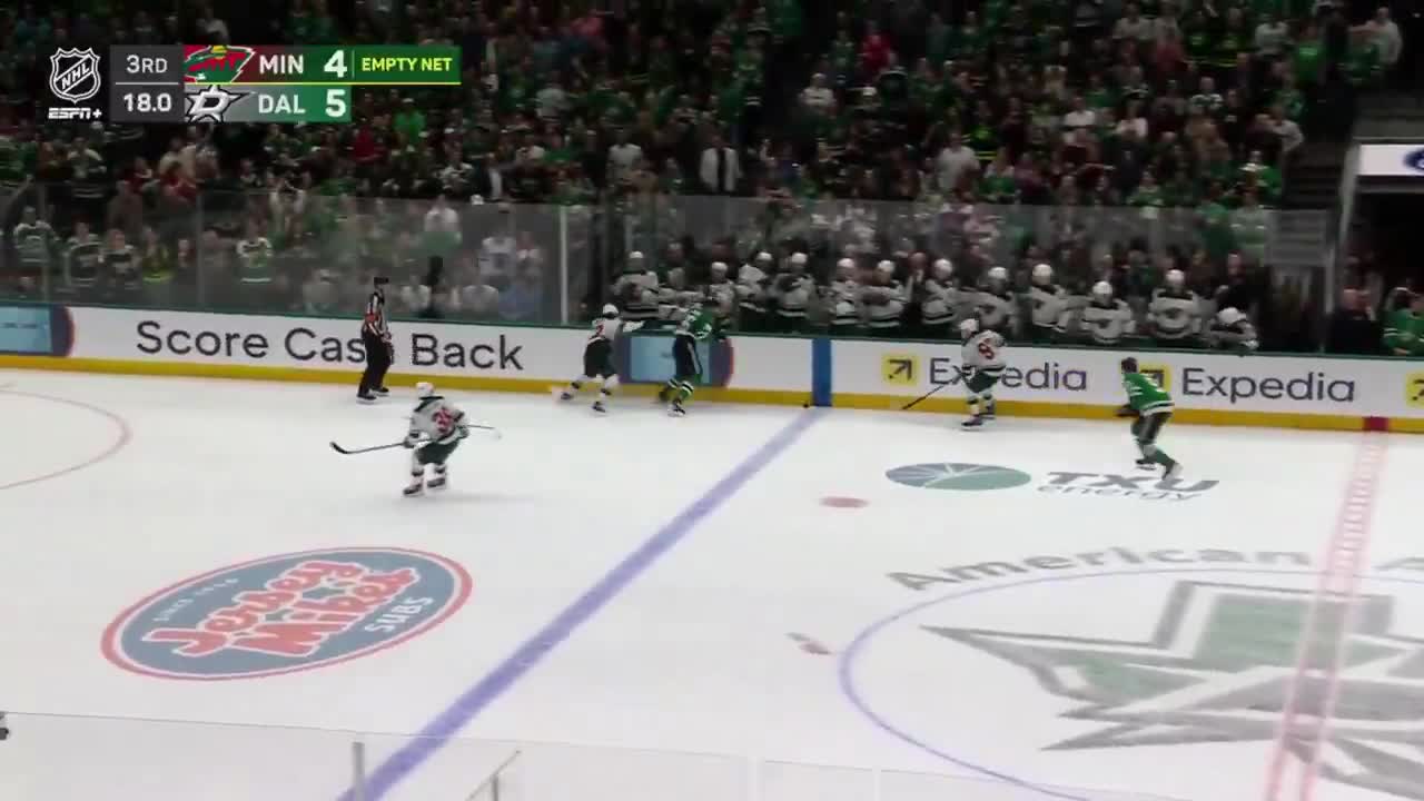 Quinn Hughes and Mikko Rantanen got PHYSICAL at the end of the game after a puck battle