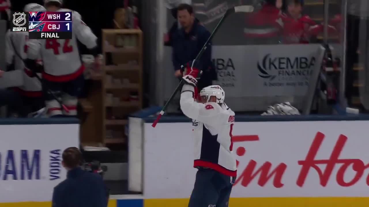 Ovi heads off for the last time this season and potentially ever in the NHL 👏👏👏