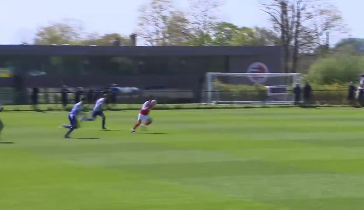 𝗚𝗔𝗕𝗥𝗜𝗘𝗟 𝗔𝗥𝗧𝗘𝗧𝗔 (𝟭𝟲), Arteta’s son, against Reading U18