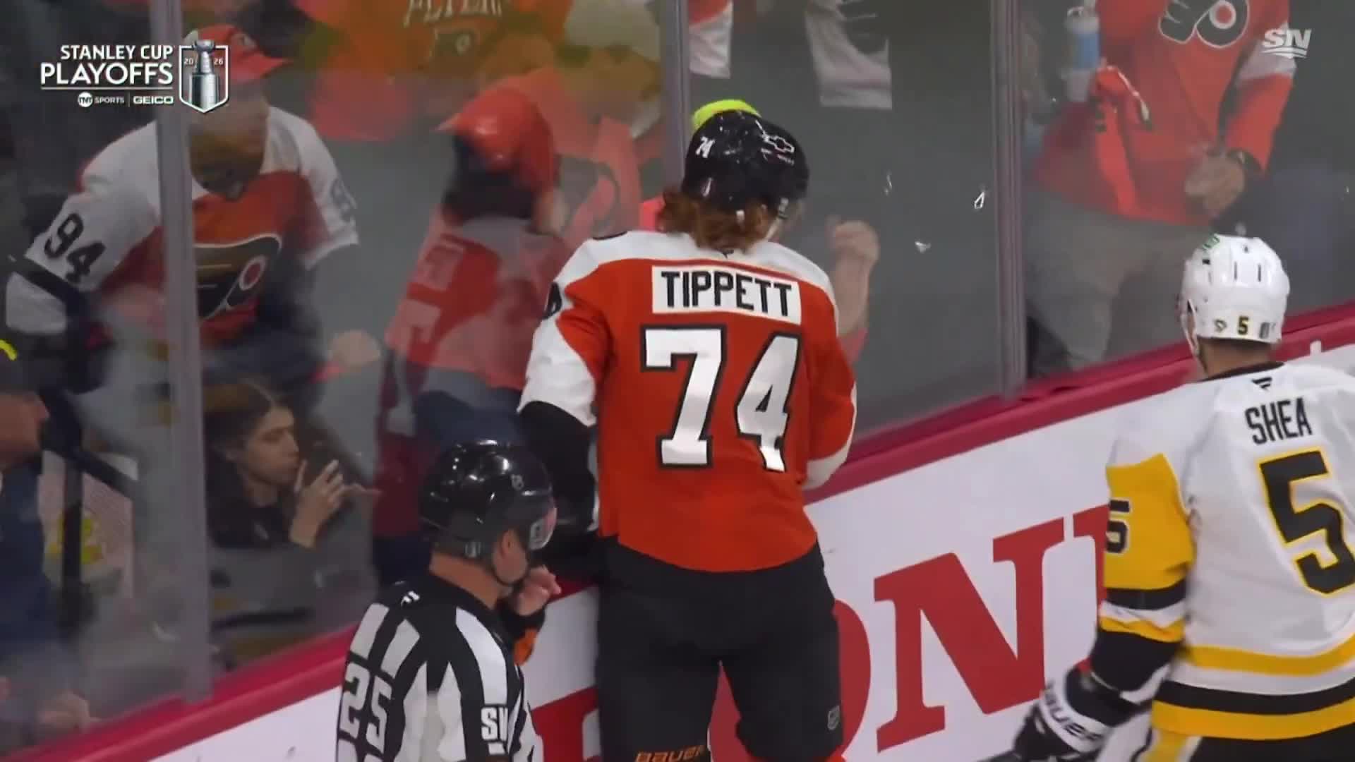 Porter Martone knocked Blake Lizotte into his goalie, so Lizotte came back and speared Martone