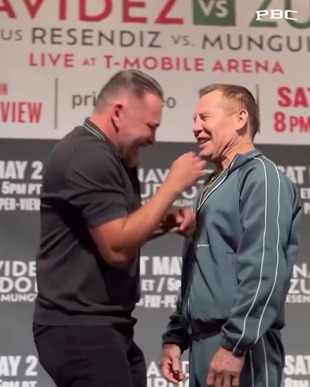 Oscar De La Hoya and Julio Cesar Chavez facing off more than 27 years after their second fight