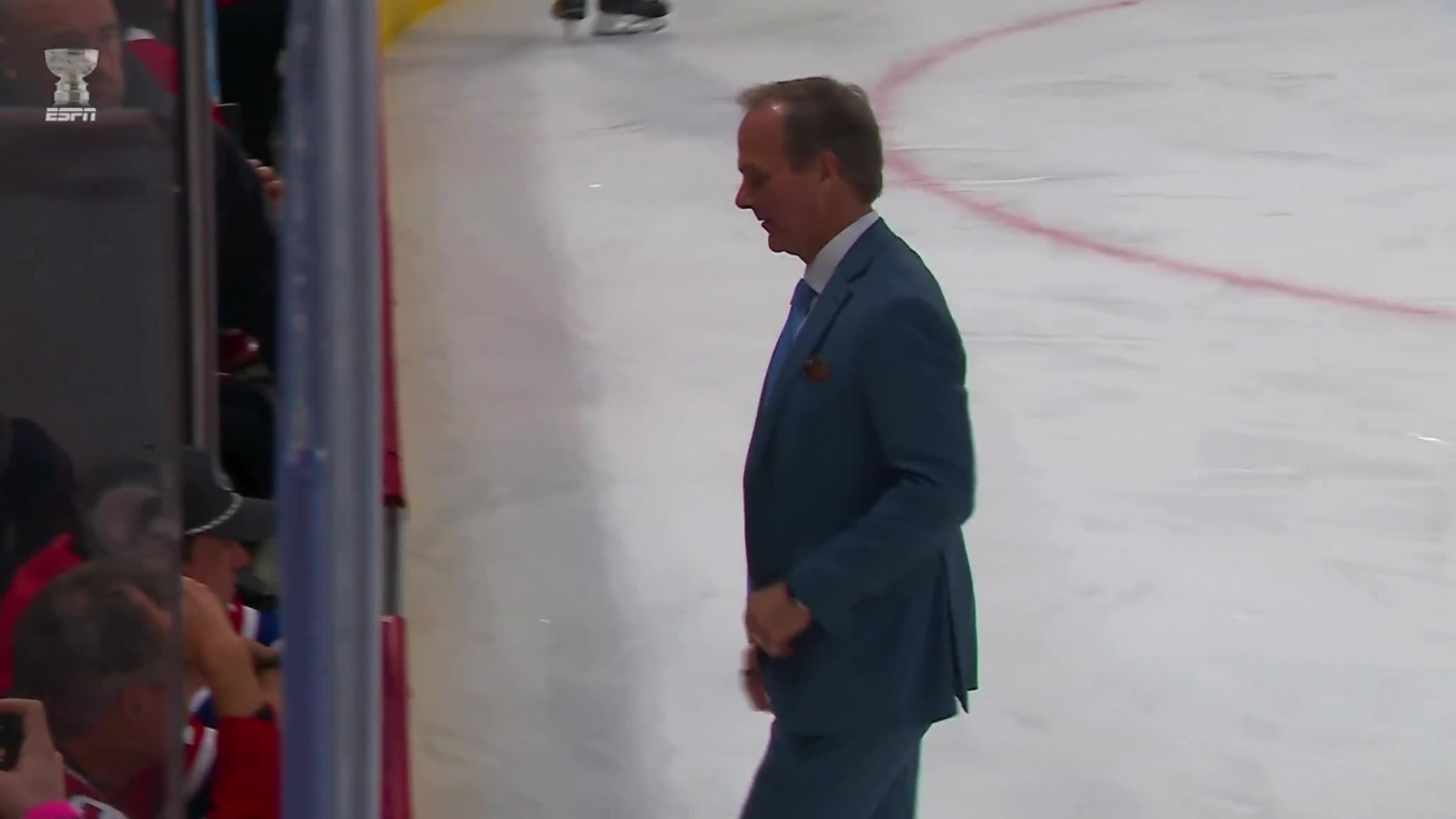 Lightning head coach Jon Cooper with the ONE MORE to the crowd in Montreal after Game 6