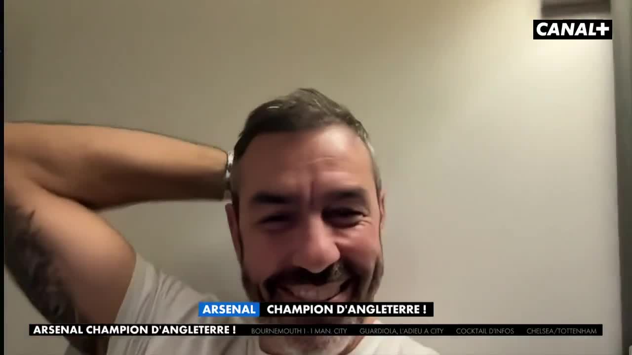 ROBERT PIRES' GREAT JOY 🇫🇷 AFTER ARSENAL'S PREMIER LEAGUE TITLE