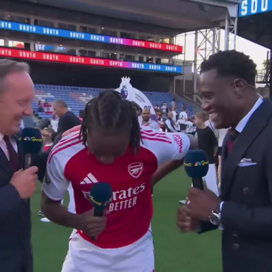 Eberechi Eze bursts out laughing at the prospect of joining Tottenham… ❤️