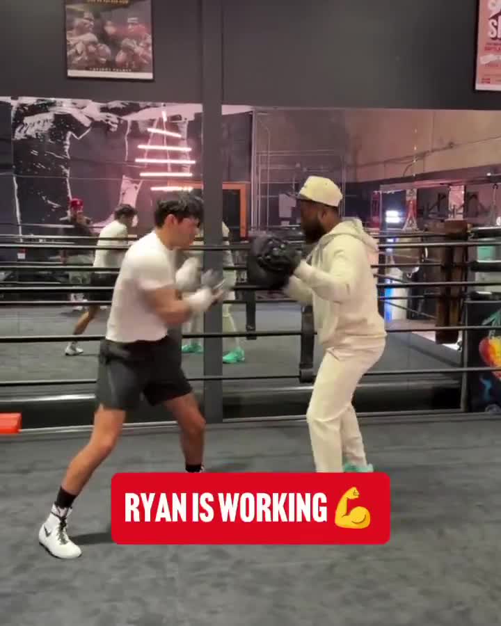 Ryan Garcia looking slick on the pads ahead of his expected return against Conor Benn in September