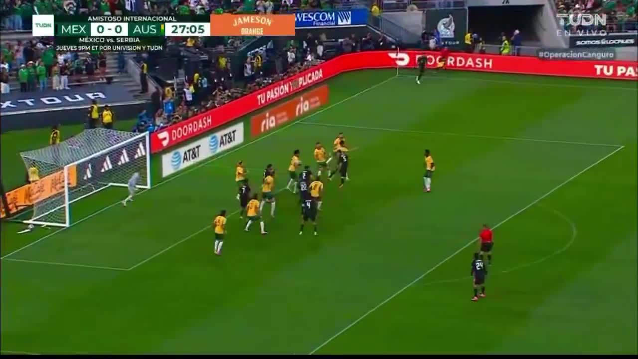 Mexico 1 - 0 Australia - Johan Vasquez 28'