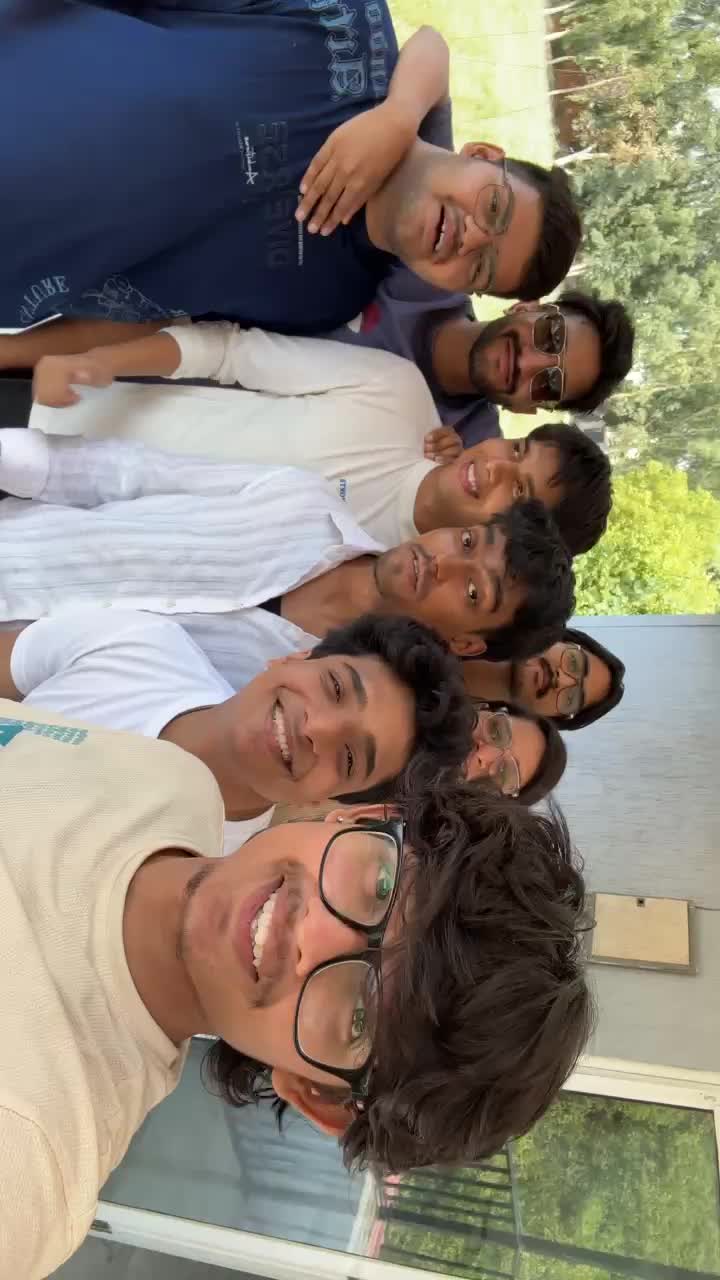 1000058555