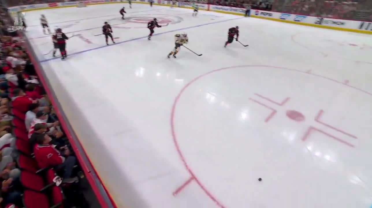 Vegas was NOT happy with this icing call that led to the d-zone faceoff 🫣