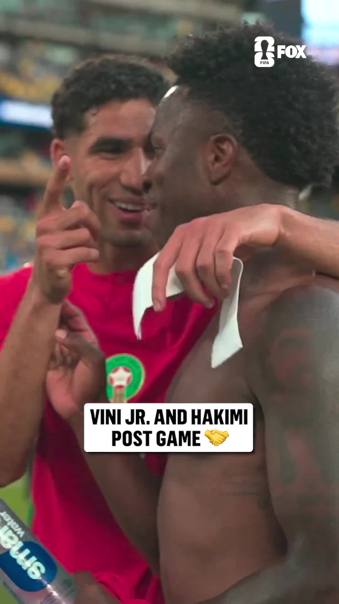 Hakimi and Vini Jr. with a friendly exchange after the 1-1 draw between Morocco and Brazil