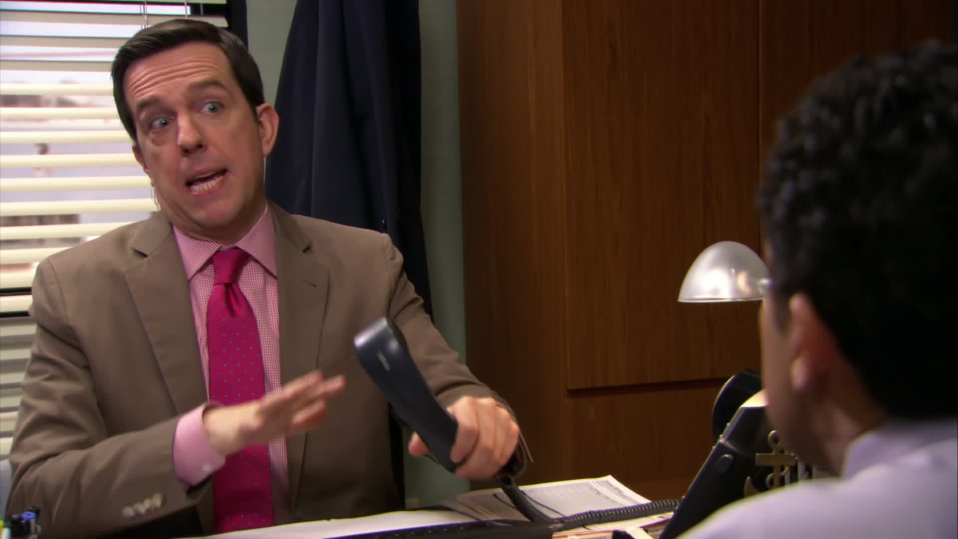 S08E17 Test the Store Deleted Scenes