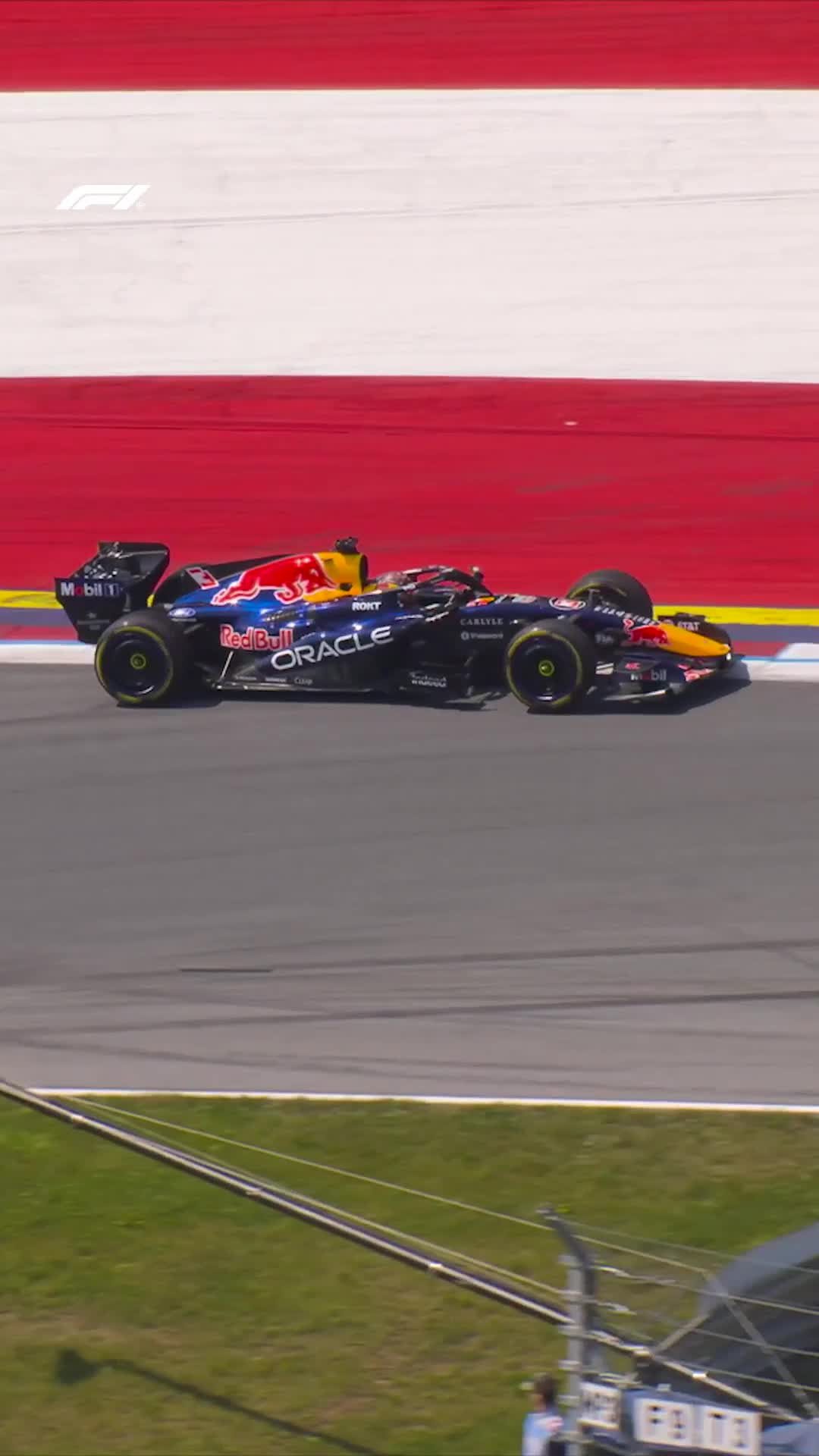 Max vs. Lewis from the air!