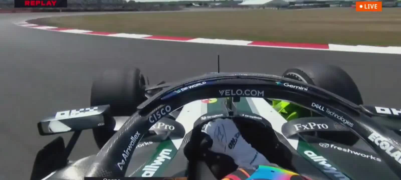 Oscar Piastri spun out