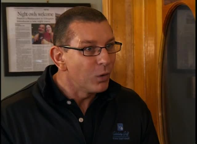 Restaurant.Impossible.S02E06.WEBRip.x264-CBFM