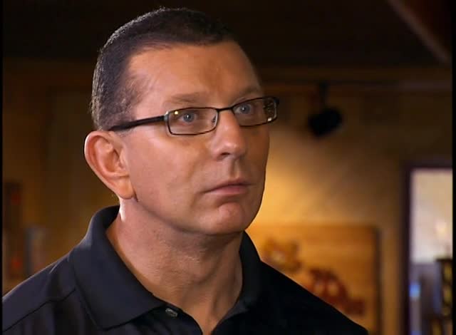 Restaurant.Impossible.S02E12.WEBRip.x264-CBFM