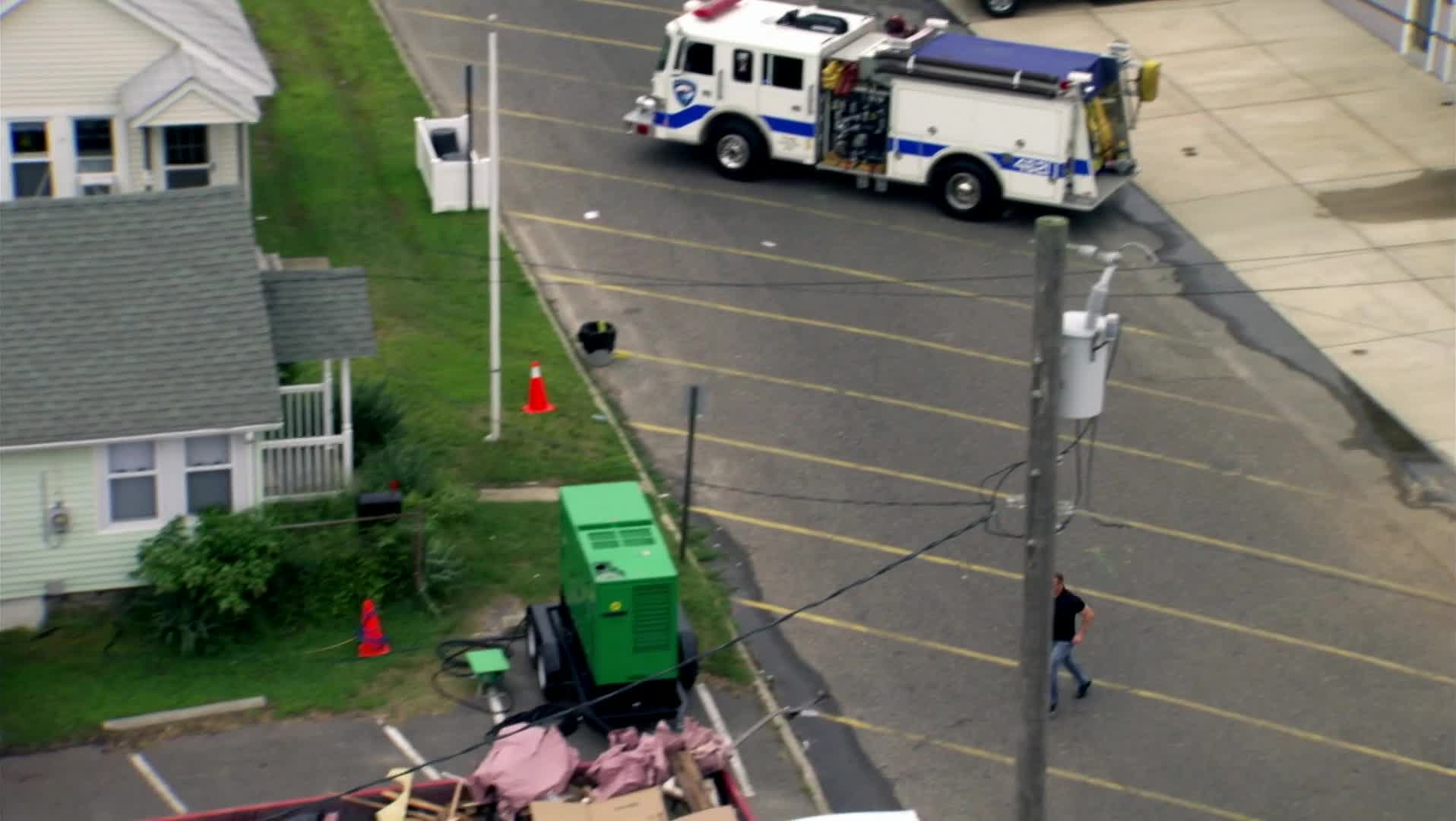 Restaurant.Impossible.S07E08.1080p.WEBRip.x264-CBFM