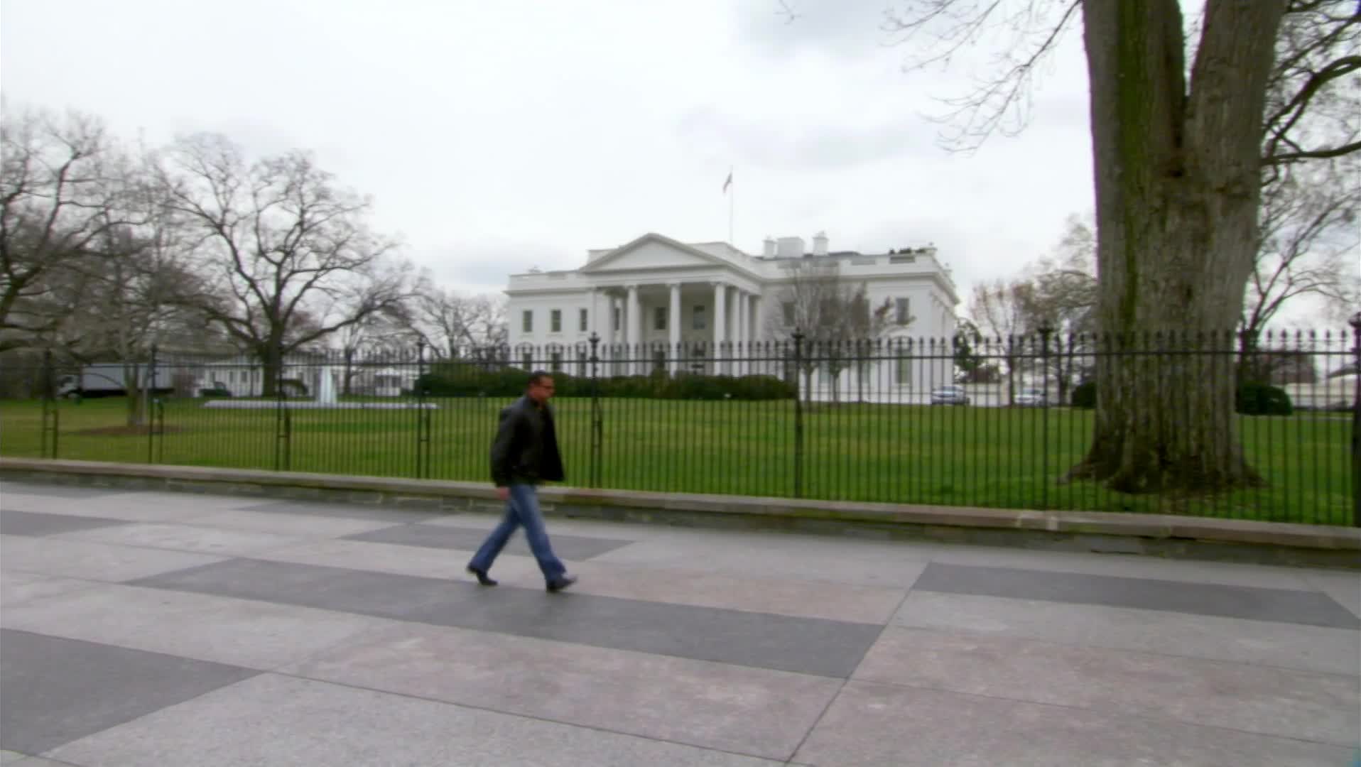 Restaurant.Impossible.S03E13.1080p.WEBRip.x264-CBFM
