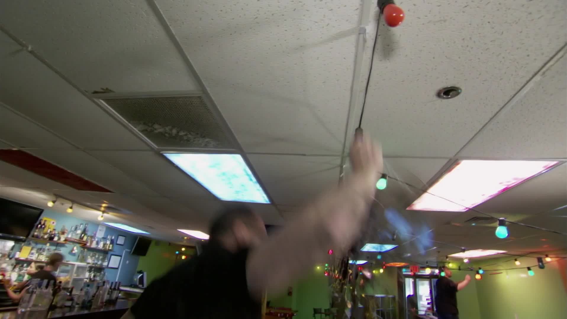 Restaurant.Impossible.S04E06.1080p.WEBRip.x264-CBFM