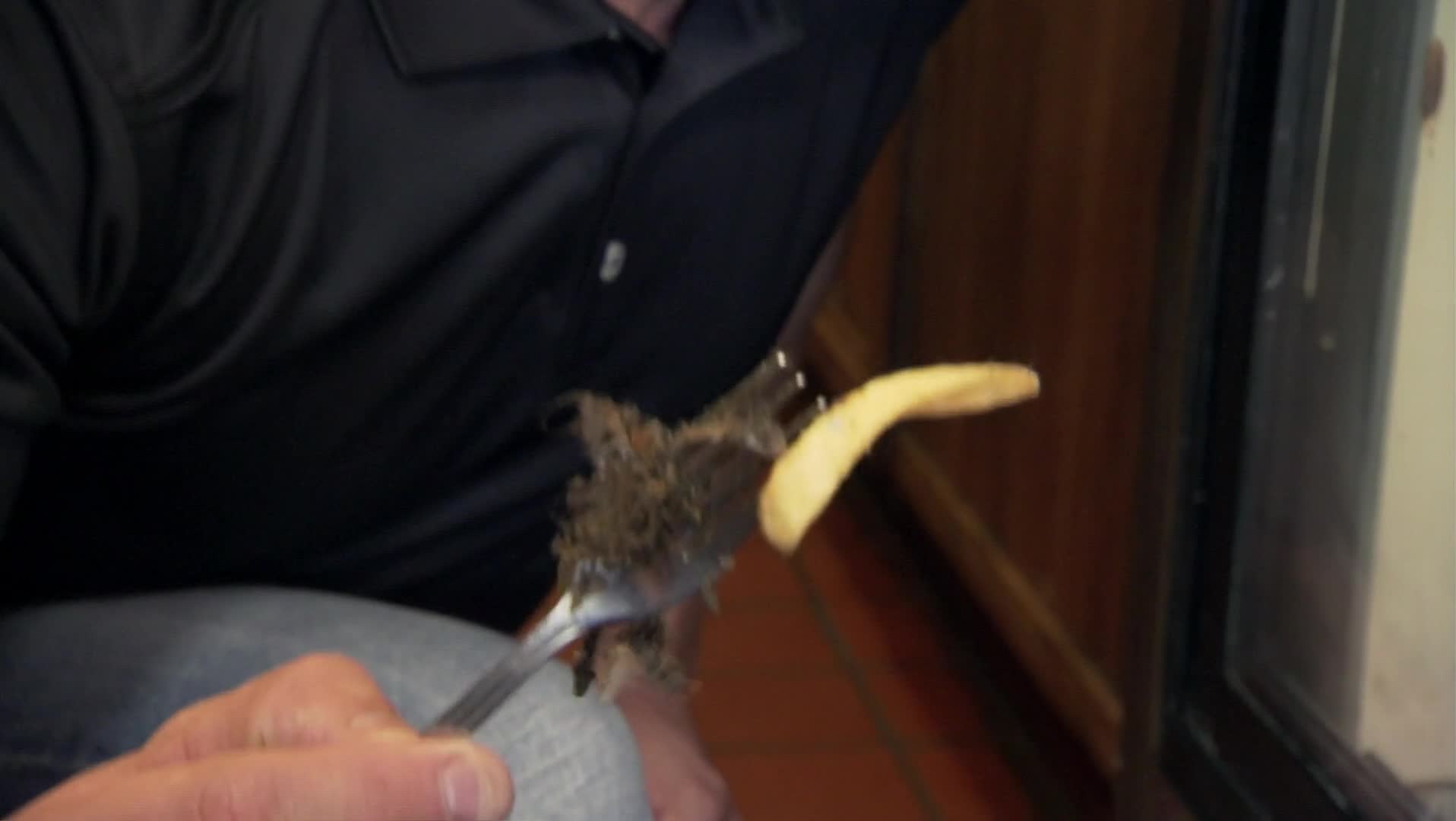 Restaurant.Impossible.S06E03.1080p.WEBRip.x264-CBFM