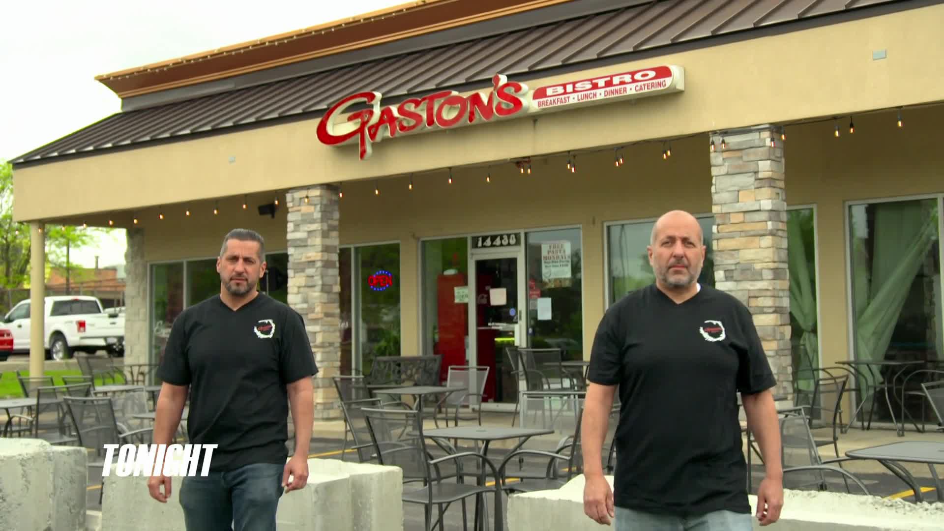 Restaurant.Impossible.S19E13.Delusions.of.Grandeur.1080p.WEBRip.x264-KOMPOST