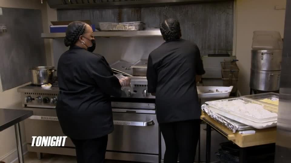 Restaurant.Impossible.S18E05.Community.Hub.In.Chaos.WEB-DL.x264-JiVE