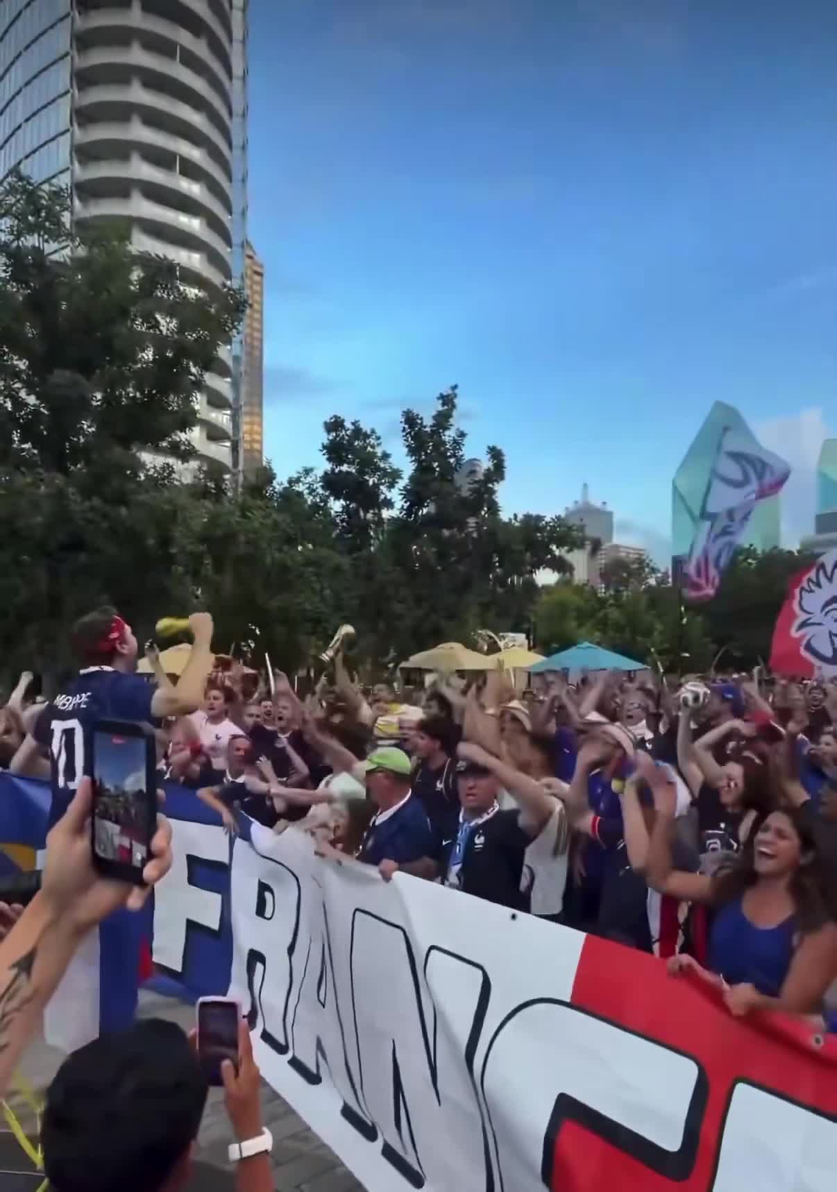 rance supporters are rallying in Dallas ahead of their semi-final match vs Spain