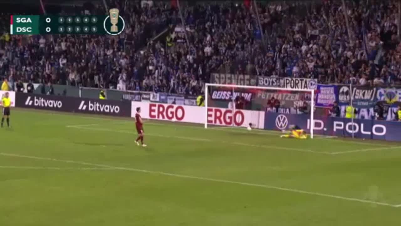 26-08-22 20-45-11