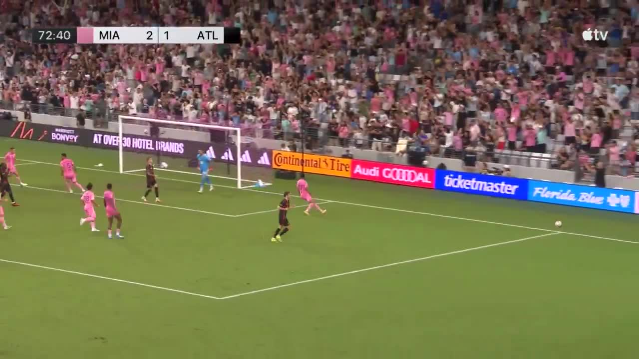 Dayne St. Clair denies the PK from Miguel Almiron