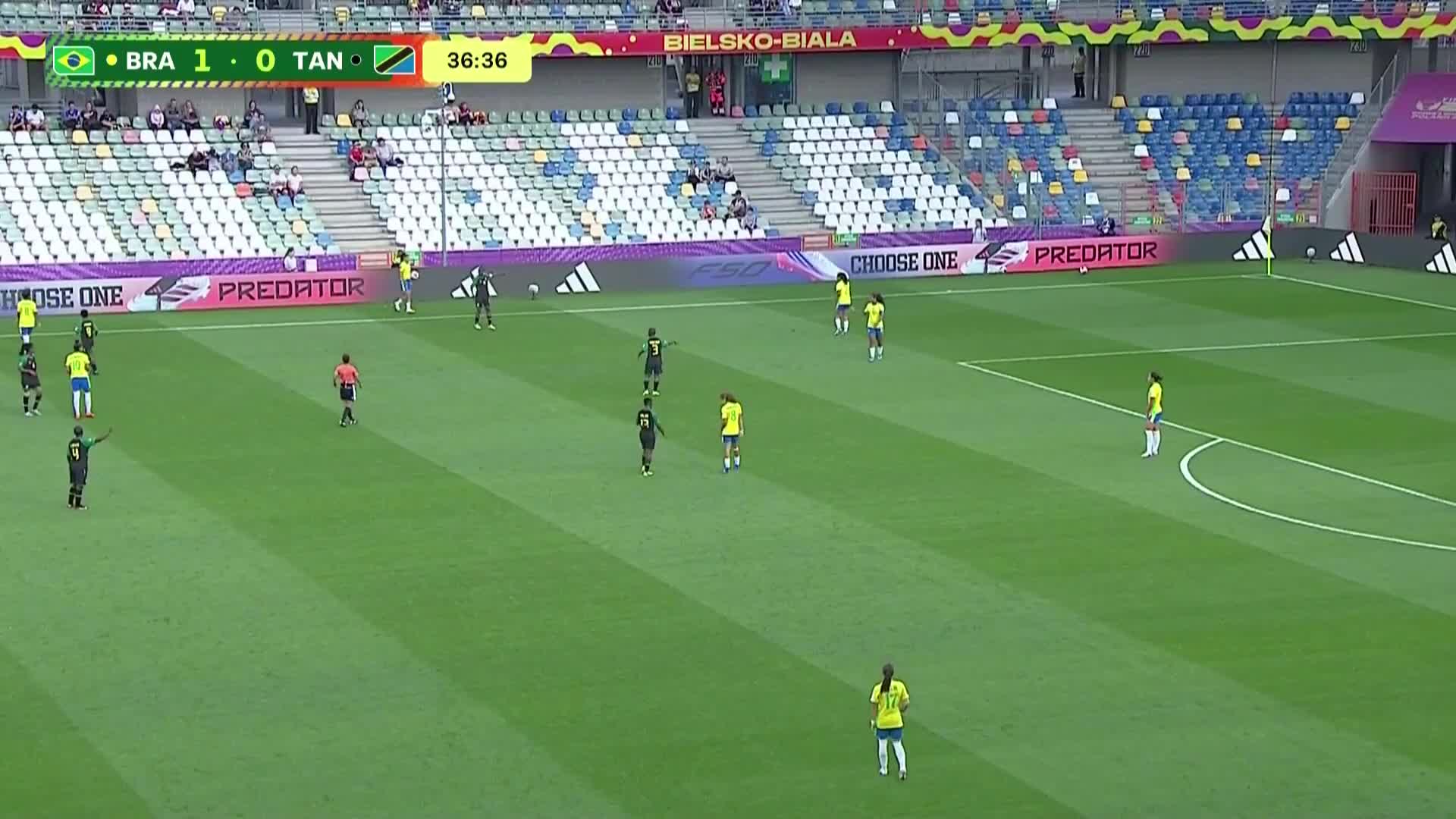260905 BRATAN 37' Penalty awarded for tripping after advice from AR