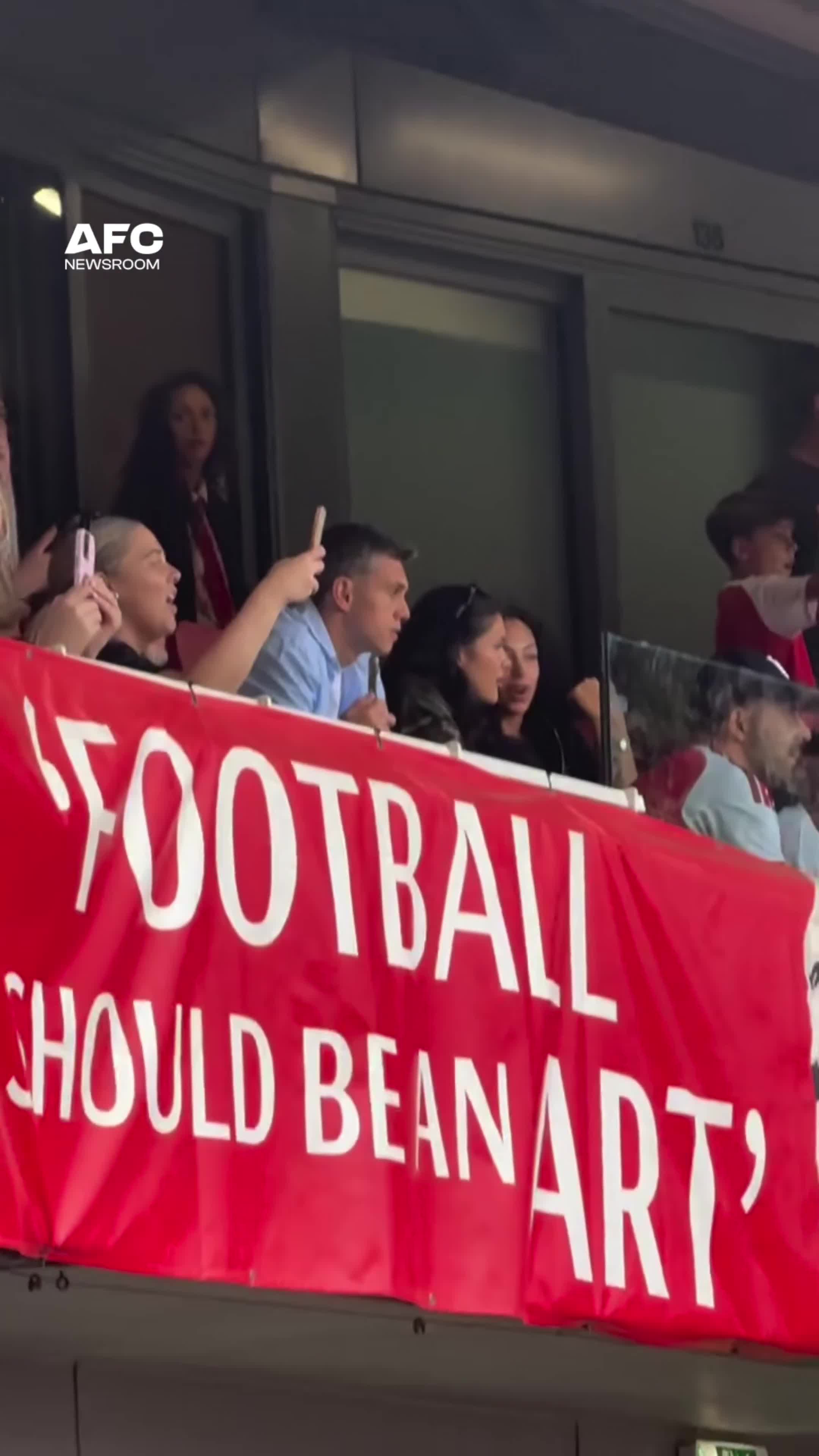 Leandro Trossard was in the stands for today’s game. Like he never left us.