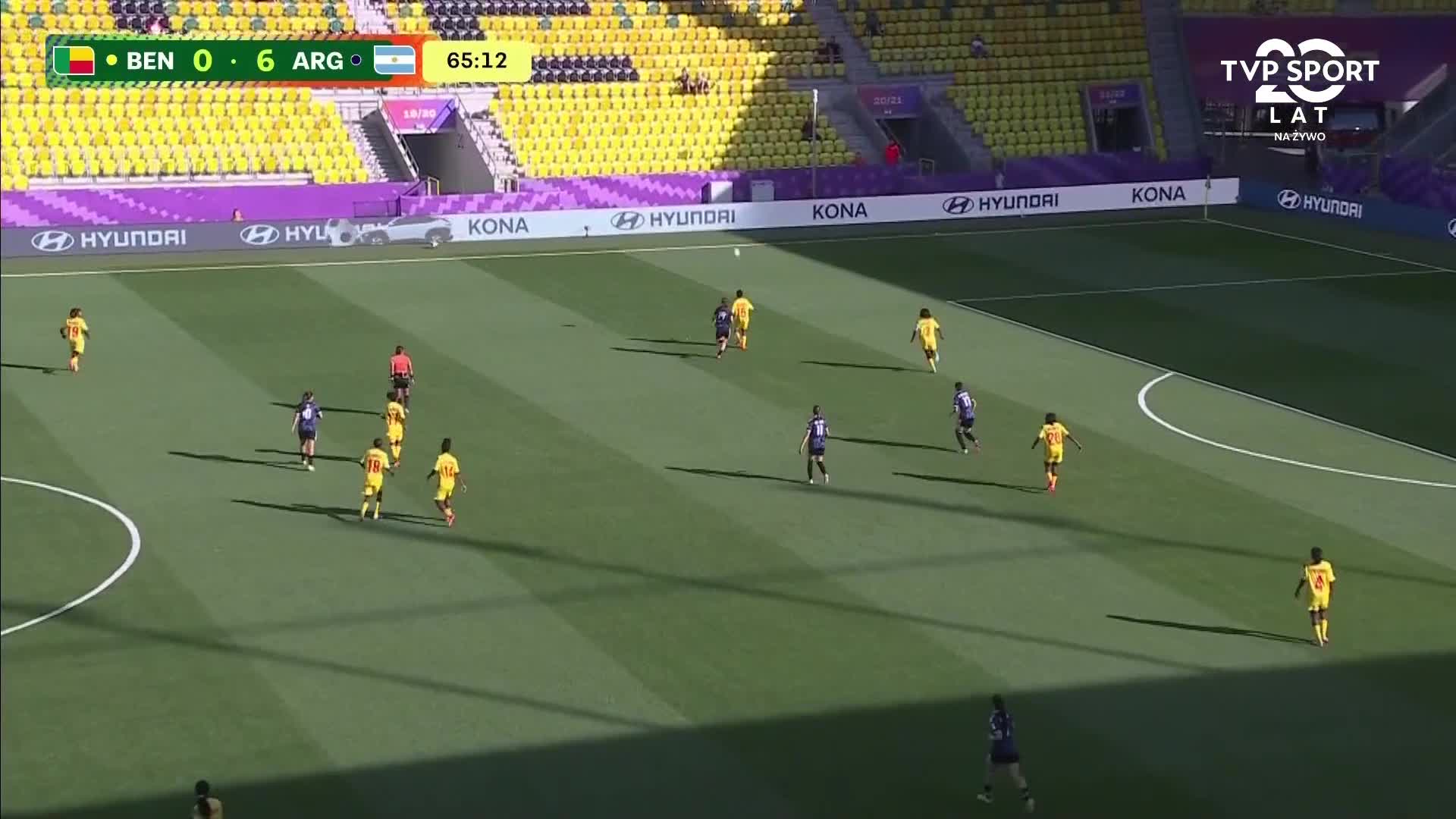 260908 BENARG 66' Good onside by AR1 at goal ARG