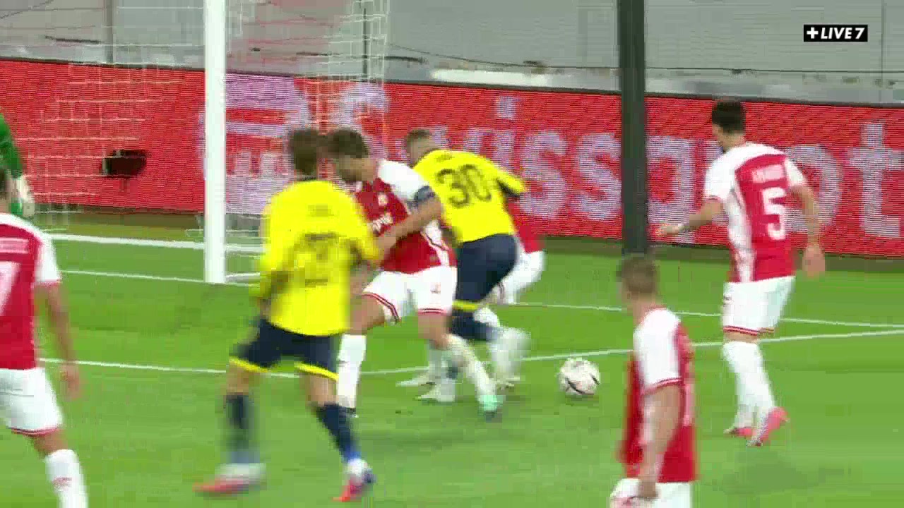 Union Saint-Gilloise 1-0 Hapoel Be'er Sheva — Raul Florucz penalty 45+1'