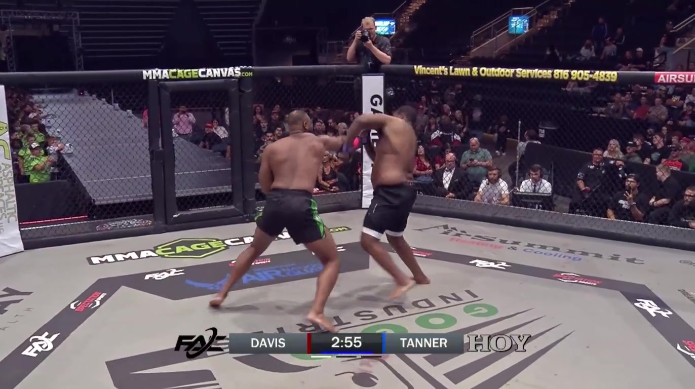 Josh Davis vs Jacob Tanner